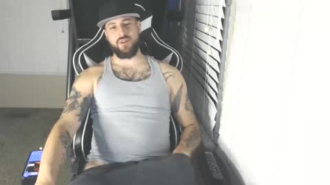 swoozy_ online show from November 15, 1:25 am