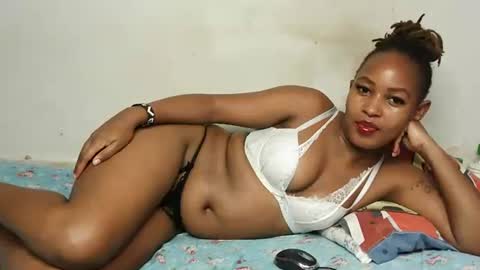 swt_bby online show from April 26, 4:59 pm