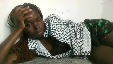 Snapshot of swt_lov chatting on February 21, 8:38 pm swt_lov online show from February 21, 8:38 pm