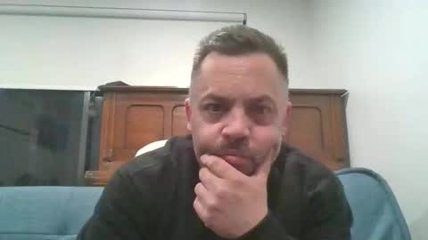 sxylegsturnmeon online show from November 2, 7:05 pm