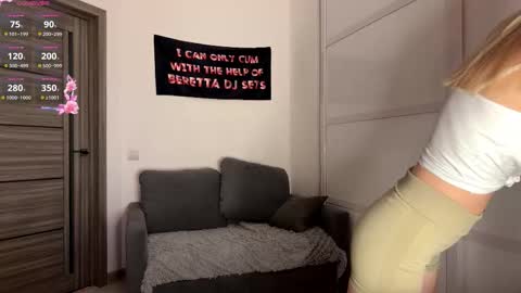 Mona online show from March 13, 5:08 pm