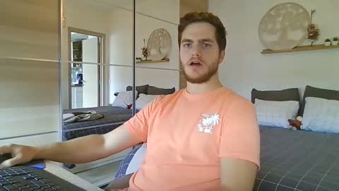 Snapshot of syl092 chatting on November 24, 12:27 pm syl092 online show from November 24, 12:27 pm