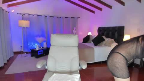 sylvana online show from April 23, 4:14 am