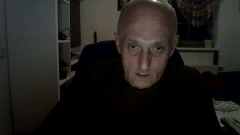 Snapshot of sylverstart92 chatting on February 21, 8:49 pm sylverstart92 online show from February 21, 8:49 pm