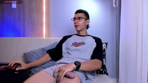 420 Forever online show from November 30, 1:09 am