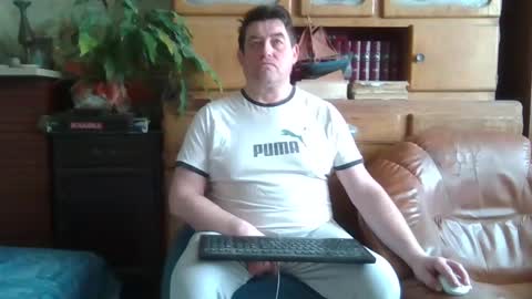 sympa_trique online show from February 15, 9:49 am