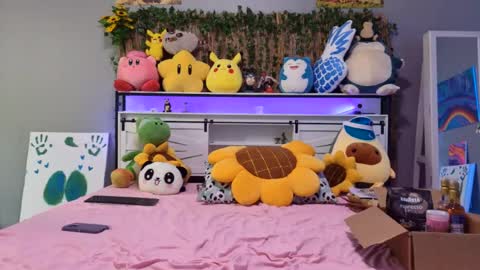 Jennah online show from July 21, 8:00 pm