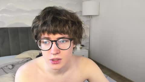 syndydels online show from March 4, 12:11 pm