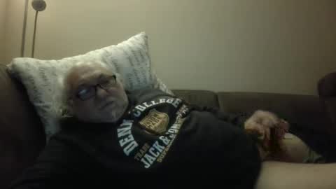 synek65 online show from December 23, 5:17 am