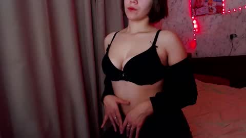 SyrenDixon online show from November 11, 5:24 pm