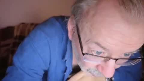 Snapshot of szaszinno6669068 chatting on September 15, 2:11 am szaszinno6669068 online show from September 15, 2:11 am