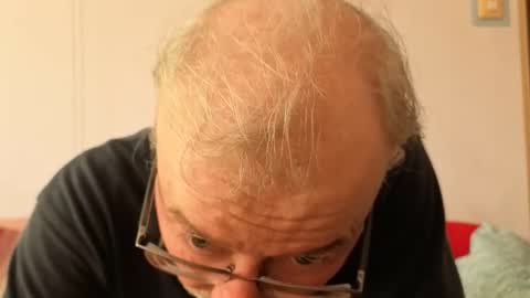 Snapshot of szaszinno6669068 chatting on October 17, 12:19 pm szaszinno6669068 online show from October 17, 12:19 pm