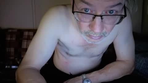 Snapshot of szaszinno6669068 chatting on October 20, 2:45 am szaszinno6669068 online show from October 20, 2:45 am