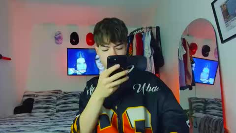 TONER online show from October 28, 12:25 am