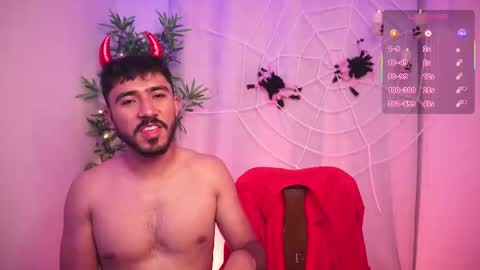 Snapshot of t0ny_wylie chatting on October 29, 10:44 pm t0ny_wylie online show from October 29, 10:44 pm