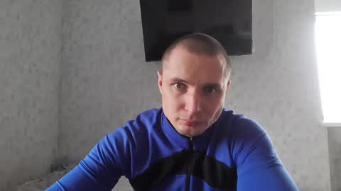 Den online show from March 30, 8:04 am