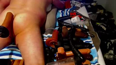 Snapshot of t92081t chatting on September 28, 7:14 am t92081t online show from September 28, 7:14 am