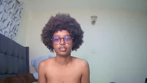 Snapshot of t_okyo chatting on December 27, 11:50 am TOKYO online show from December 27, 11:50 am