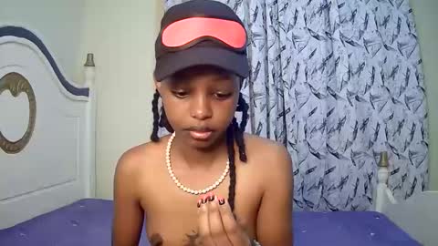 Snapshot of t_okyo chatting on March 2, 5:23 am TOKYO online show from March 2, 5:23 am