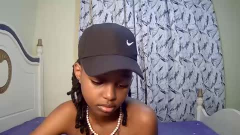 Snapshot of t_okyo chatting on March 2, 11:29 am TOKYO online show from March 2, 11:29 am