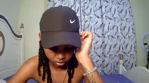 Snapshot of t_okyo chatting on March 3, 5:42 am TOKYO online show from March 3, 5:42 am