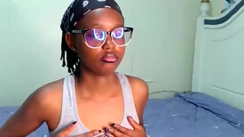 Snapshot of t_okyo chatting on September 13, 8:03 am TOKYO online show from September 13, 8:03 am