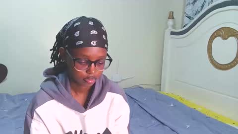 Snapshot of t_okyo chatting on September 19, 5:20 am TOKYO online show from September 19, 5:20 am