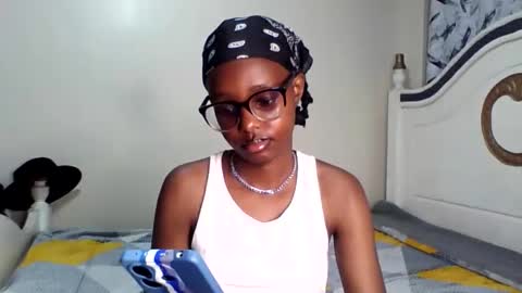 Snapshot of t_okyo chatting on September 24, 5:05 pm TOKYO online show from September 24, 5:05 pm