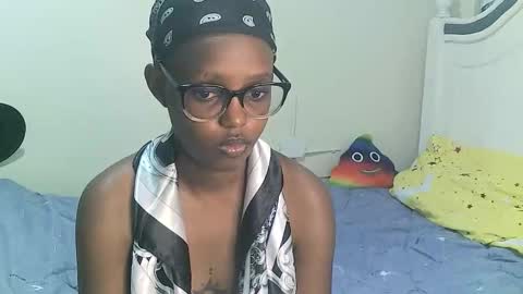 Snapshot of t_okyo chatting on October 22, 3:56 pm TOKYO online show from October 22, 3:56 pm