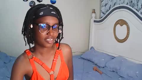 Snapshot of t_okyo chatting on November 15, 4:54 am TOKYO online show from November 15, 4:54 am