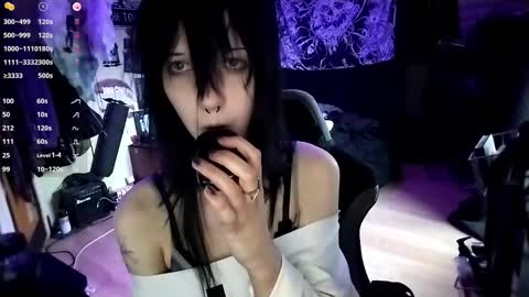 Lina online show from March 29, 3:12 pm