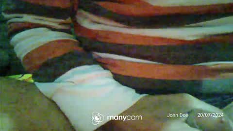 table40sexy1975 online show from May 4, 10:17 pm