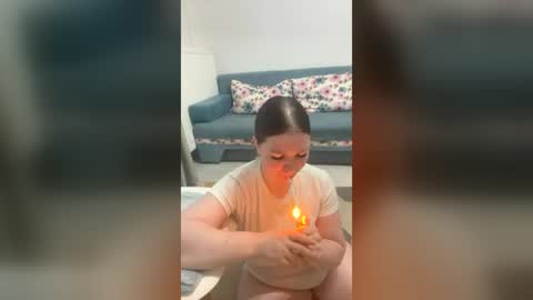 Snapshot of taboo_total_sex chatting on June 23, 2:42 am Alice online show from June 23, 2:42 am