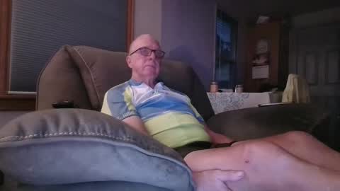 tacrunner66_ online show from October 3, 2:08 am