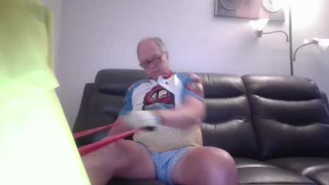 tacrunner66_ online show from April 21, 2:01 pm