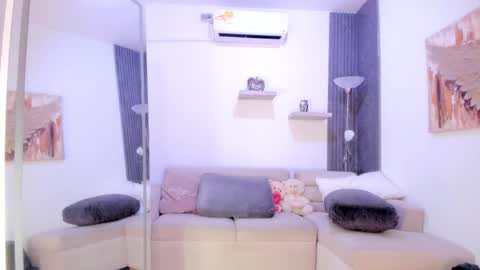 Tahiela  online show from February 26, 3:38 am