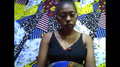 Snapshot of tahiriniah chatting on October 24, 2:52 am tahiriniah online show from October 24, 2:52 am