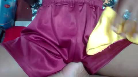 tahiryjosiah online show from April 11, 7:56 am