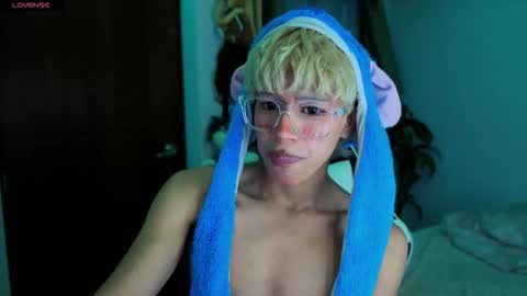 taichi online show from December 5, 12:08 am