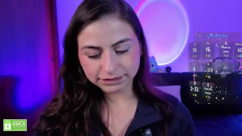 Camille Gonzalez online show from September 17, 7:10 am