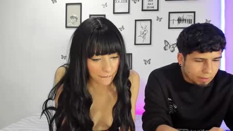 Snapshot of tainy_n_harley chatting on December 30, 7:59 am Liam and Juli online show from December 30, 7:59 am