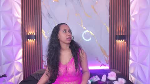 Snapshot of taira_bms chatting on November 3, 3:30 am Samantha online show from November 3, 3:30 am