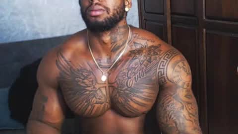 Tairon Tucke online show from December 19, 3:51 am