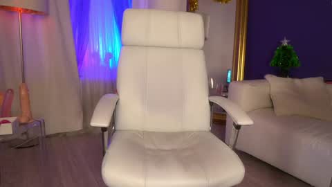 Margo online show from December 27, 10:48 pm