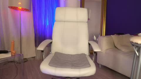 Margo online show from January 25, 11:34 am