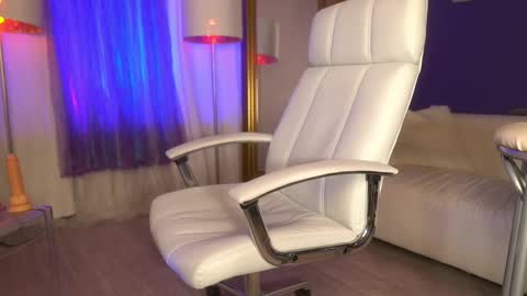 Margo online show from February 20, 3:41 pm