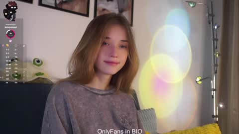 Mia online show from February 8, 1:31 am