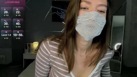Snapshot of take_me_to_moon chatting on October 22, 1:28 am Sasha online show from October 22, 1:28 am