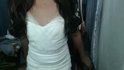 Snapshot of take_thegirlhere chatting on November 14, 7:18 am Chris online show from November 14, 7:18 am