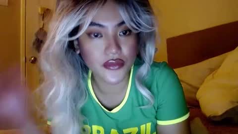 Snapshot of takemeinheaven1 chatting on December 4, 3:54 pm Lena online show from December 4, 3:54 pm